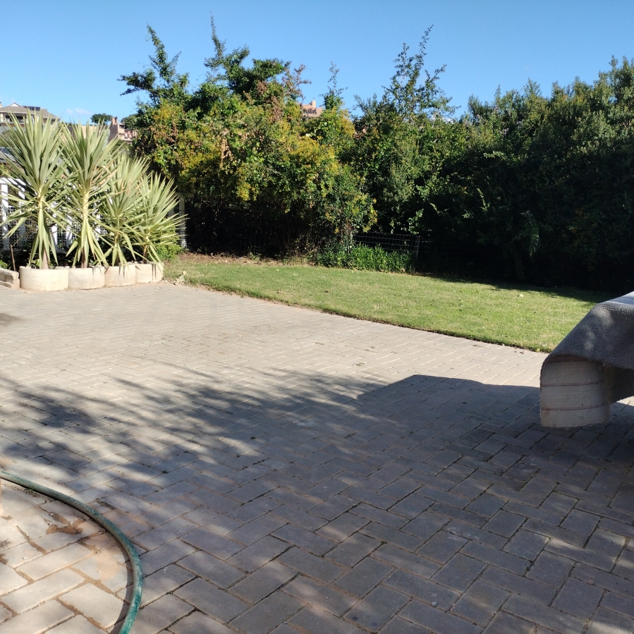 4 Bedroom Property for Sale in Grootbrakhoogte Western Cape